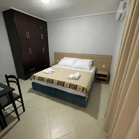 Taraj Apartment *