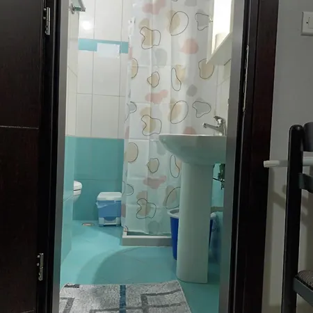 Taraj Apartment *
