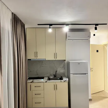 Taraj Apartment Ksamil