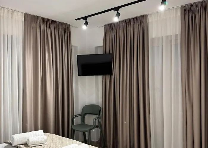 Taraj * 卡萨米尔